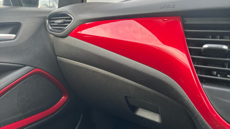 Vauxhall Crossland 1.2 Turbo SRi Nav 5dr Petrol Hatchback